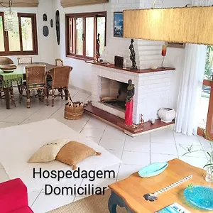  Habitación en casa particular Maison De La 300m Da